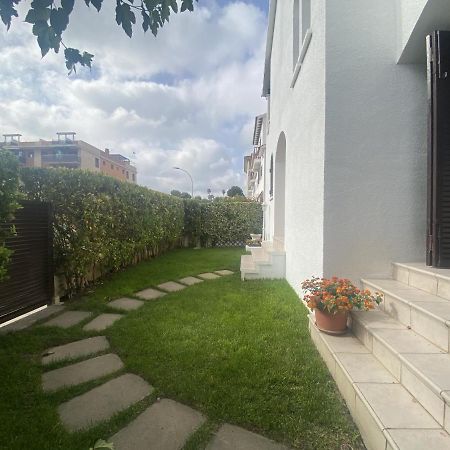 R17 Casa MERCÉ RODOREDA Calafell Esterno foto